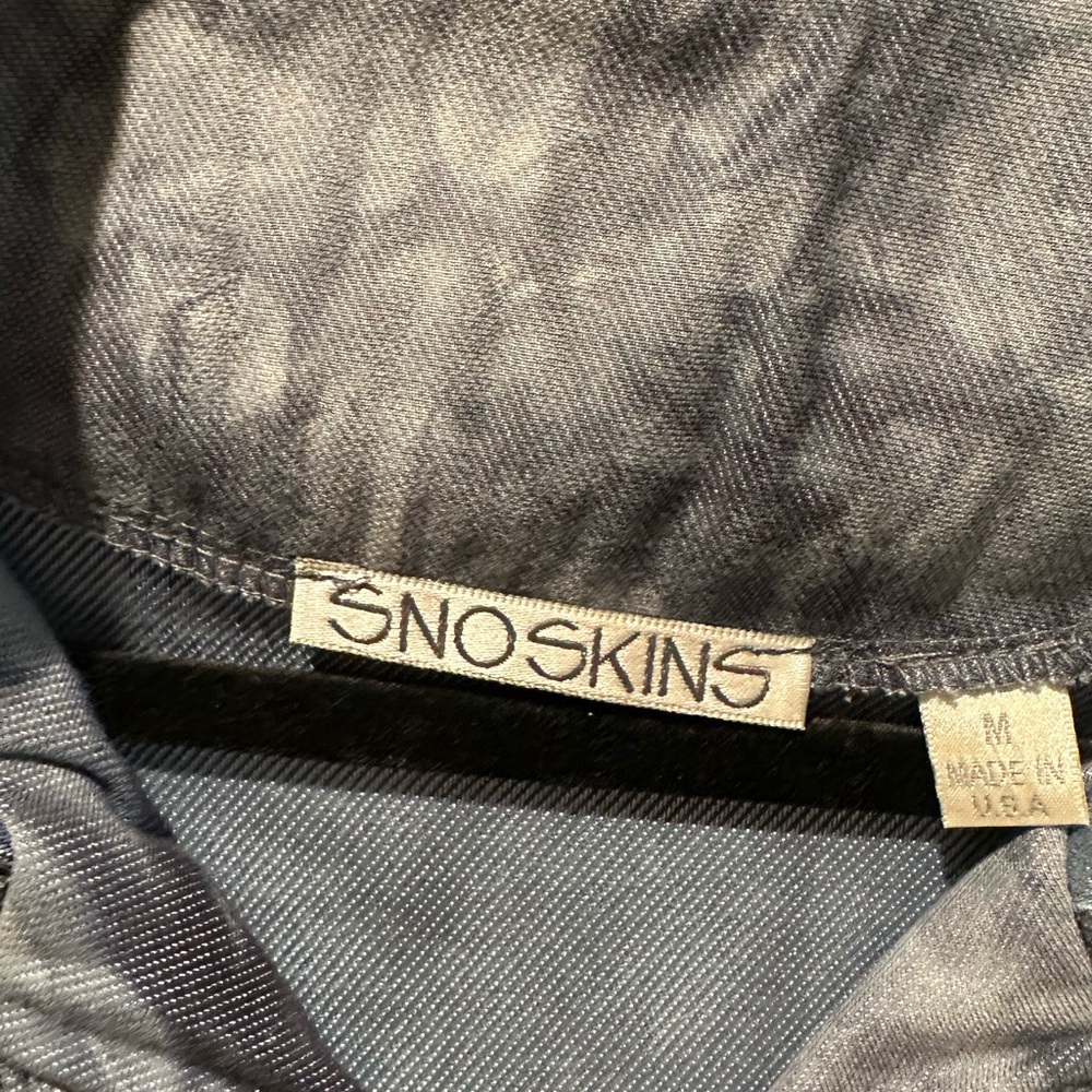 SNO SKINS Charcoal Tie-Dye Hoodie.  Size Medium - Picture 3 of 5